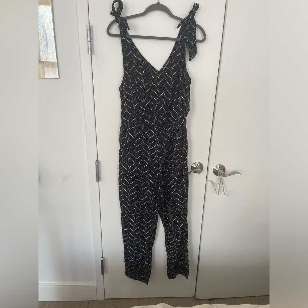 Black tie-strap Jumpsuit
